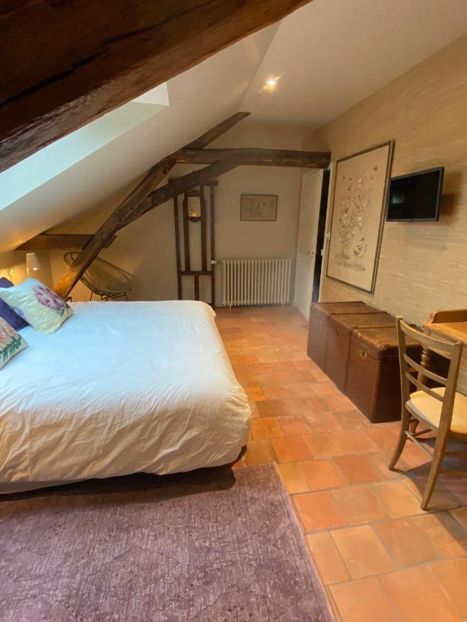 La Gironnerie Bed & Breakfast Loche-sur-Indrois Bagian luar foto
